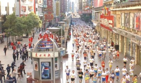 线上保健品市场回顾中国最大的综合格斗赛事lp运动健身汇演圆满落幕